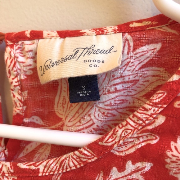 Universal Threads Flowy Boho Red & White Floral Blouse With Peasant Sleeves - Picture 4 of 5